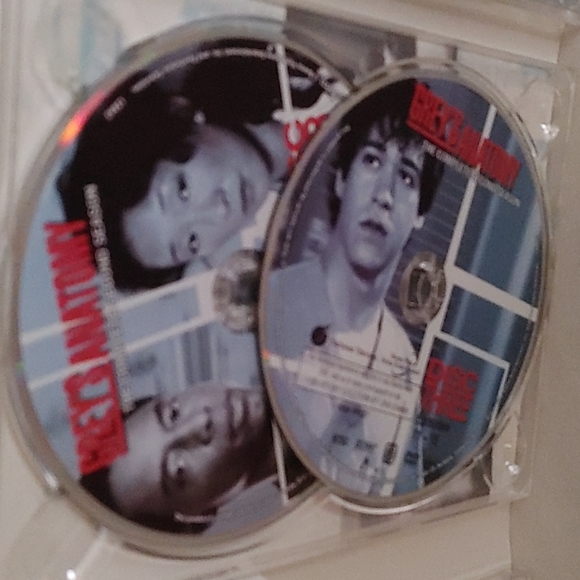 5/$10-10/$20 Grey's Anatomy 2nd season uncut - Picture 5 of 6